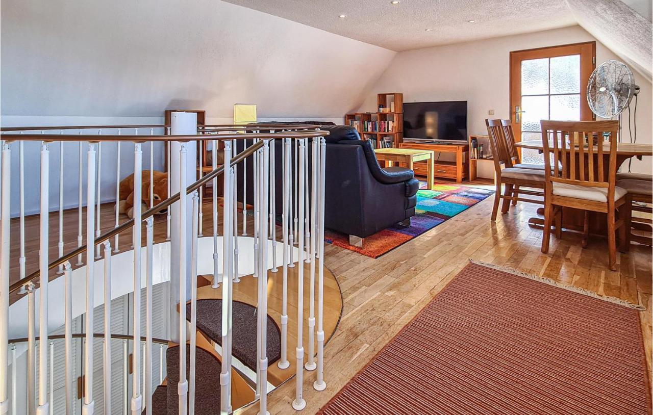 2 Bedroom Awesome Home In Kranichfeld Exterior foto